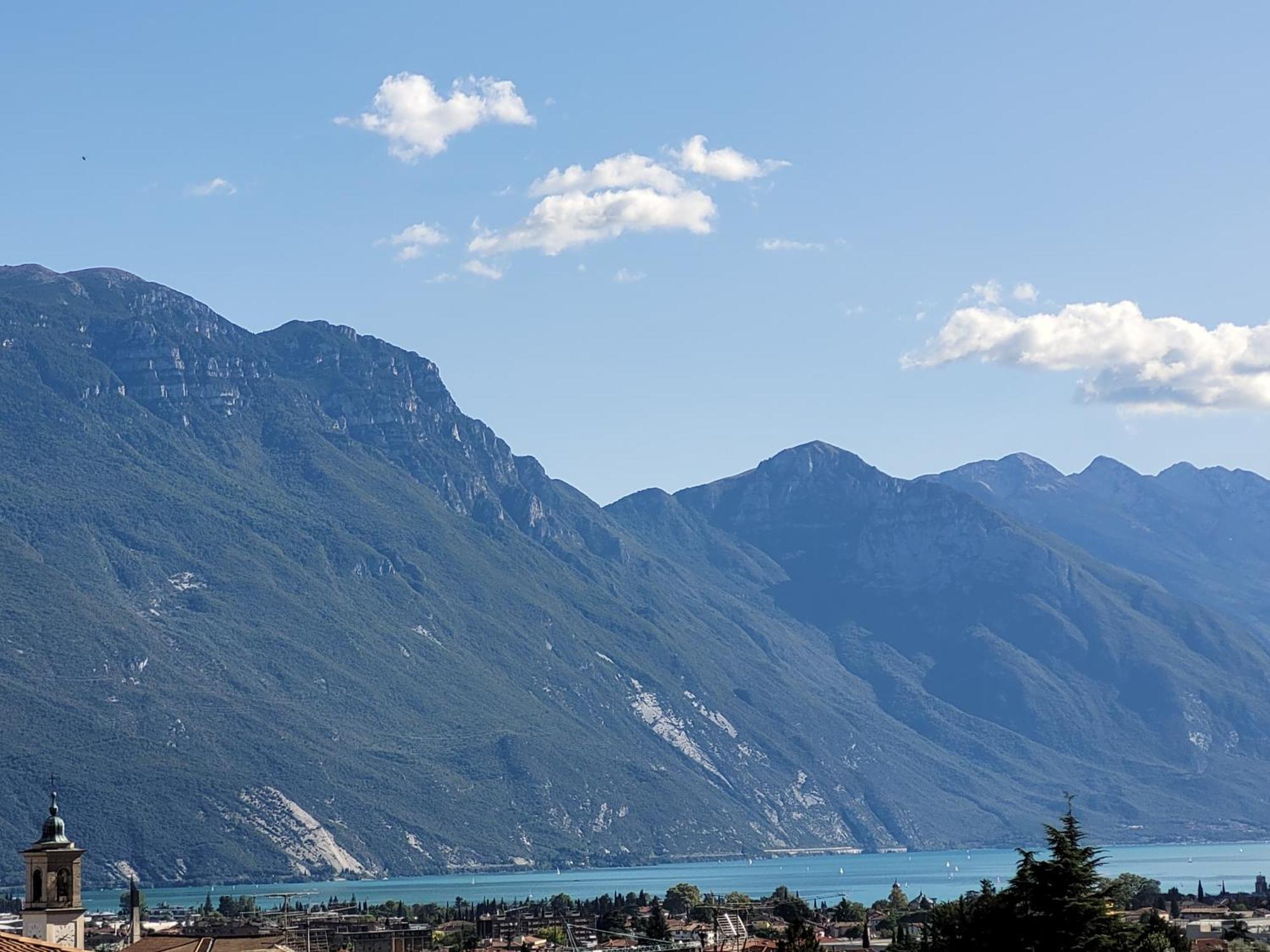 Appartamento Peace&Lake Riva del Garda Kültér fotó