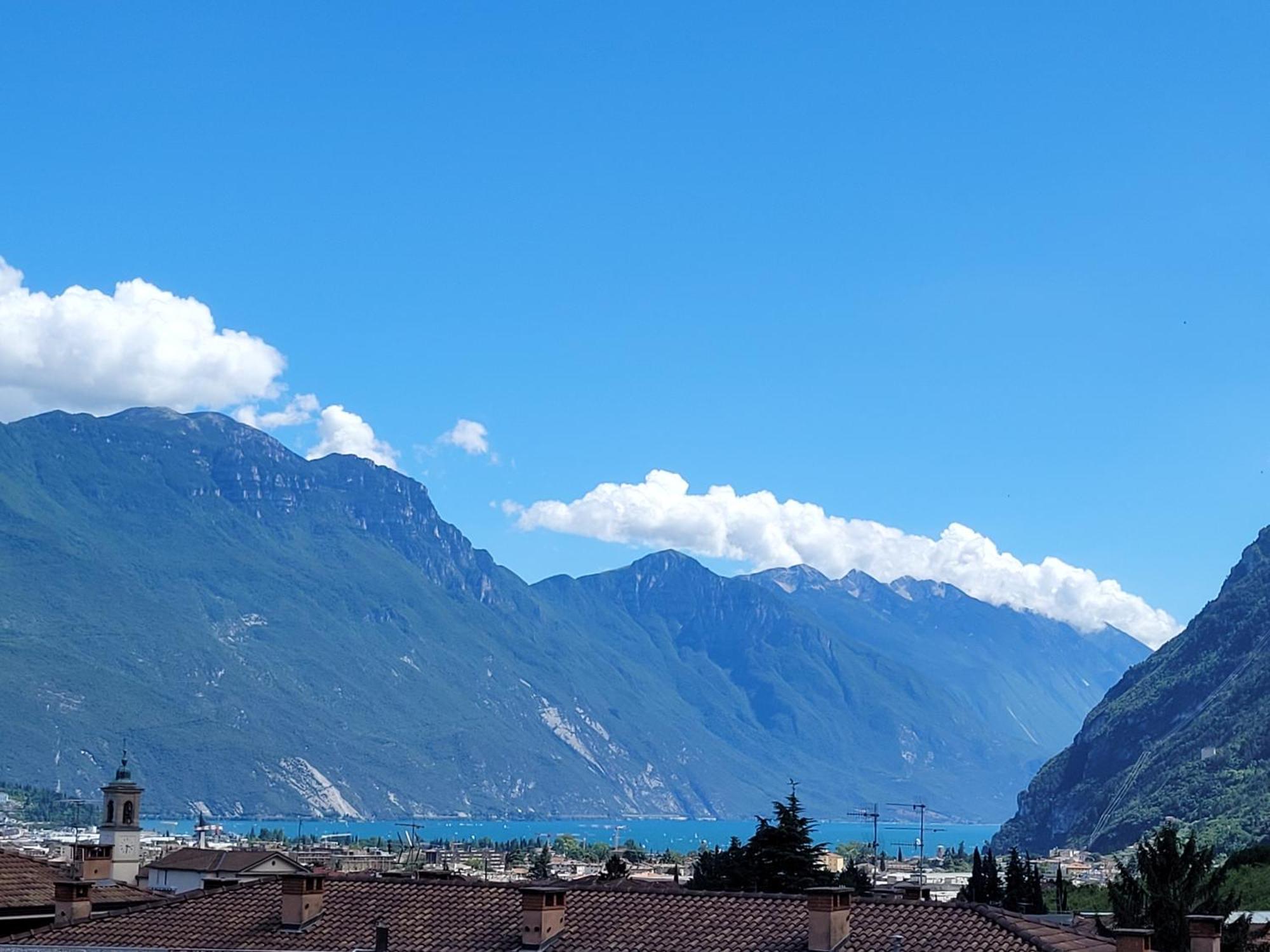 Appartamento Peace&Lake Riva del Garda Kültér fotó