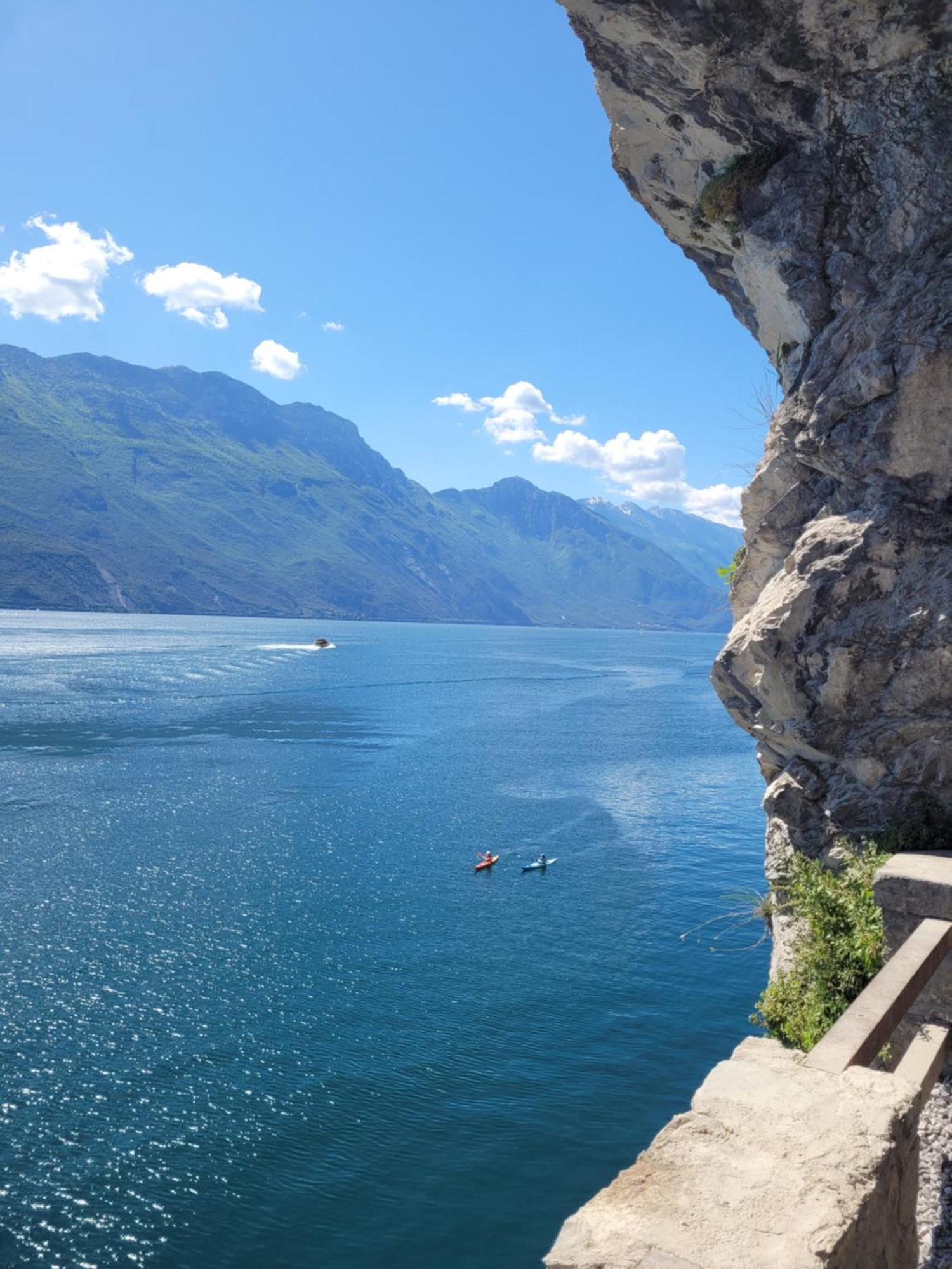 Appartamento Peace&Lake Riva del Garda Kültér fotó
